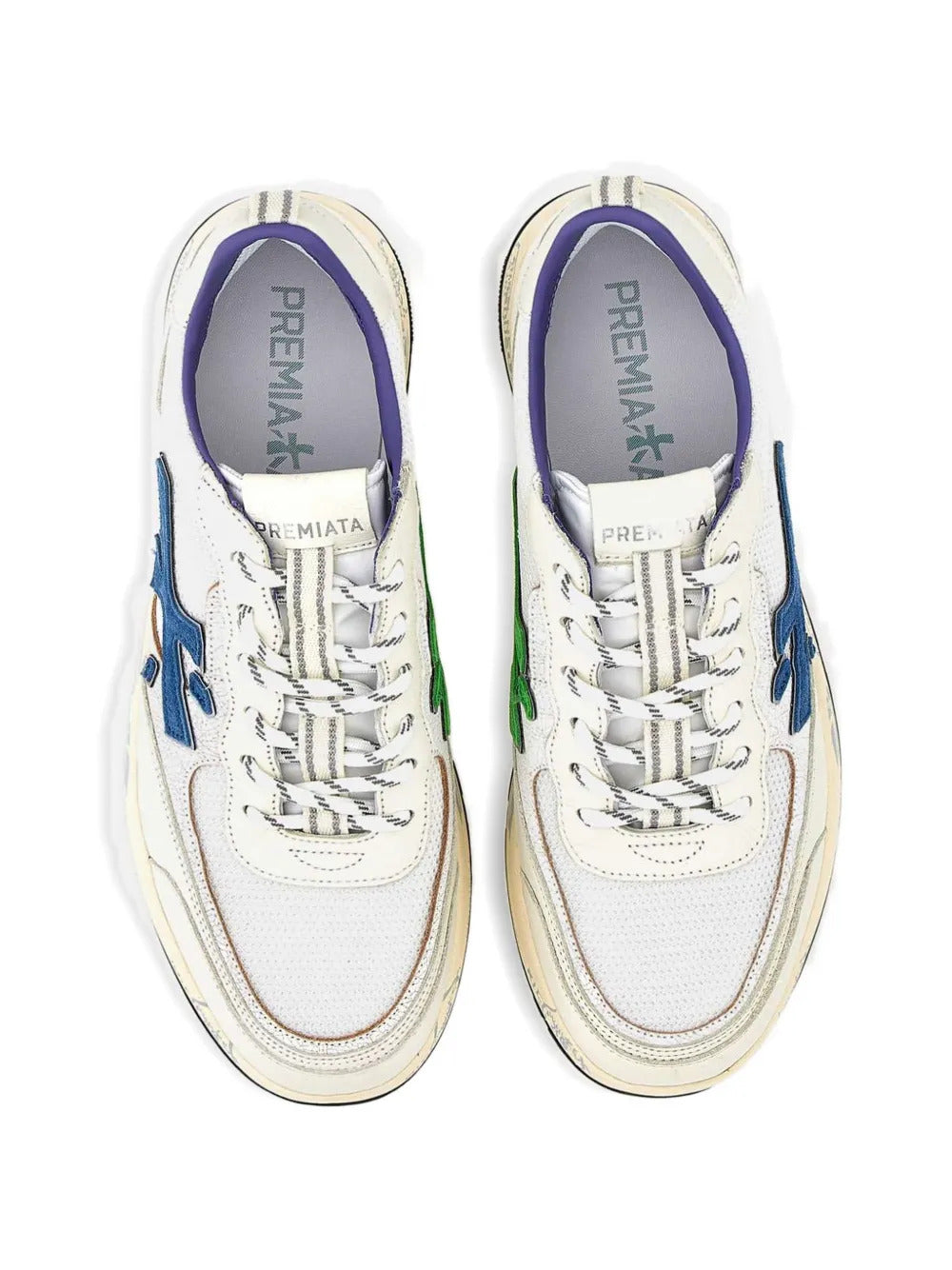 lace-up fastening sneakers
