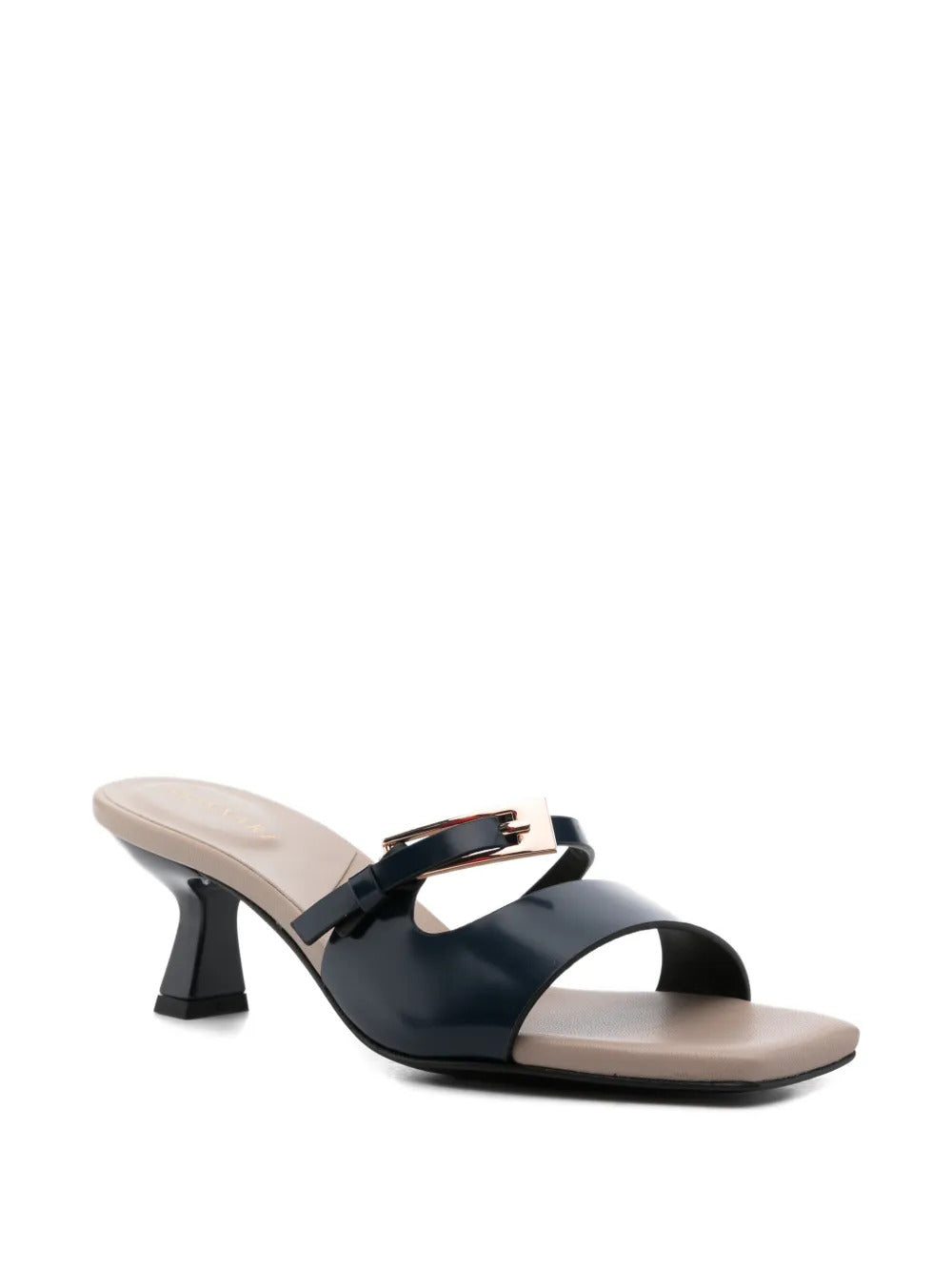 buckle-fastening leather sandals
