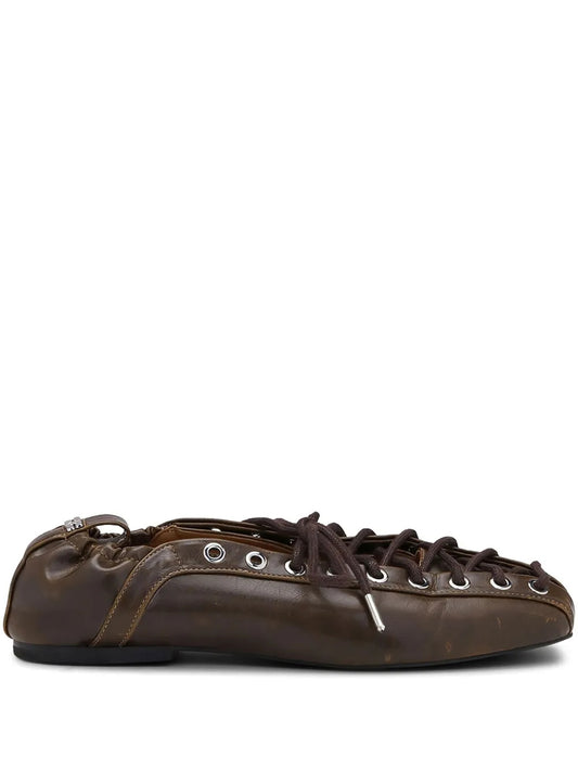 Ballerine stringate in pelle