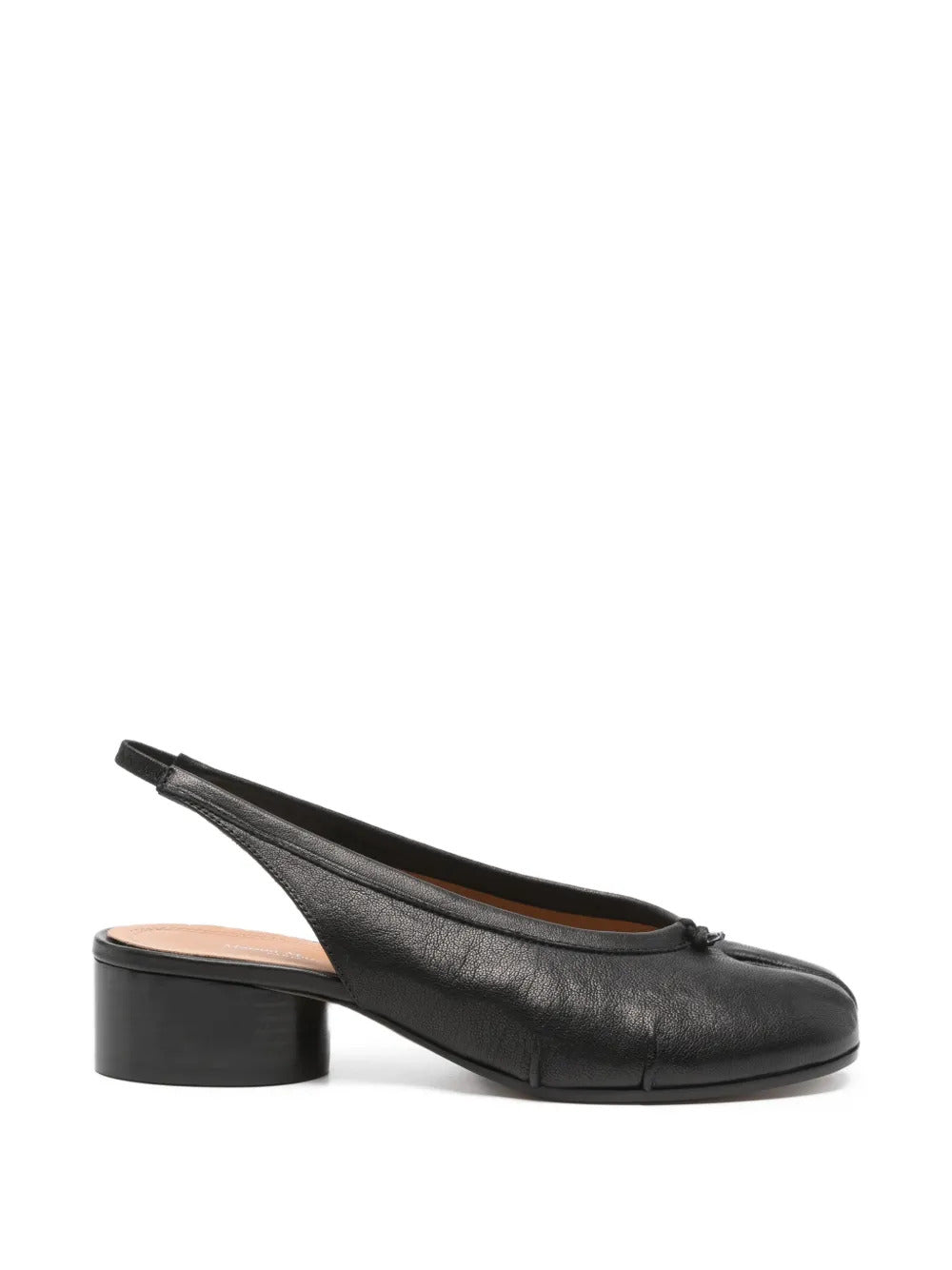 Tabi leather pumps