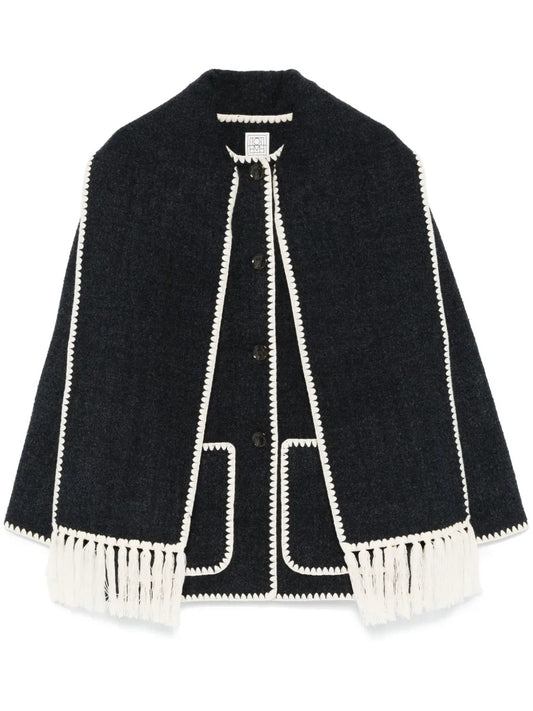 attached-scarf jacket
