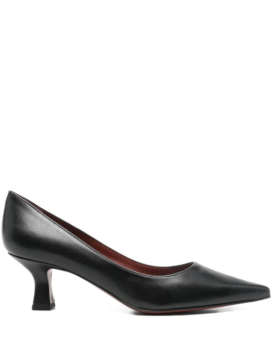 pointed-toe leather pumps