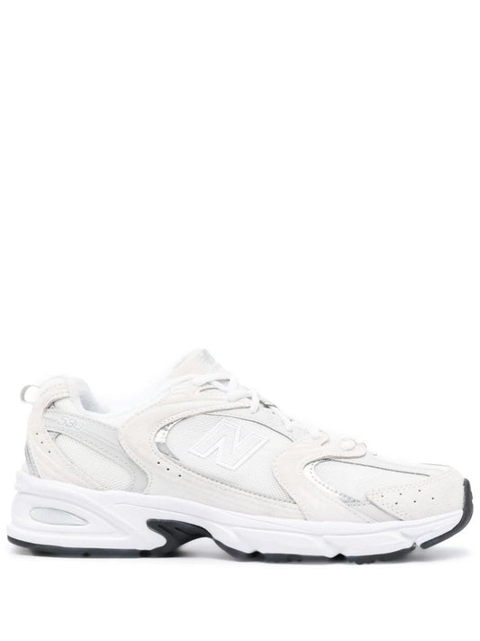 Sneakers 530