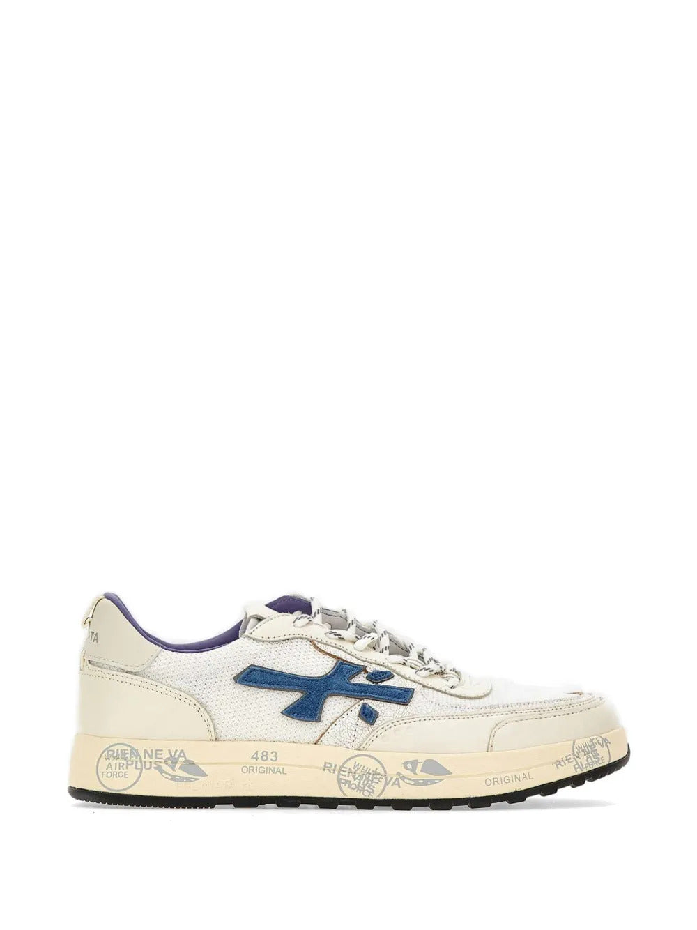 lace-up fastening sneakers