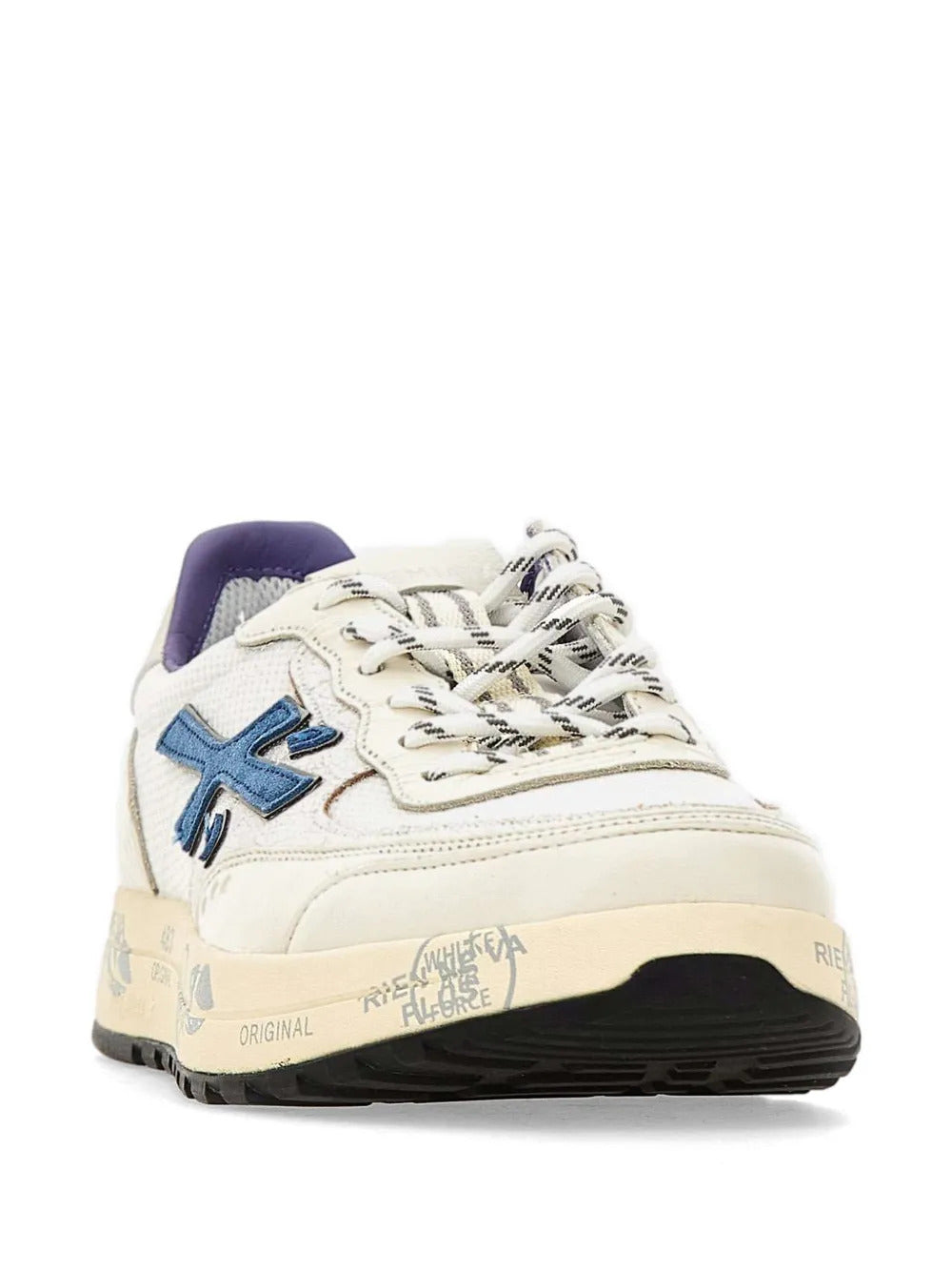 lace-up fastening sneakers