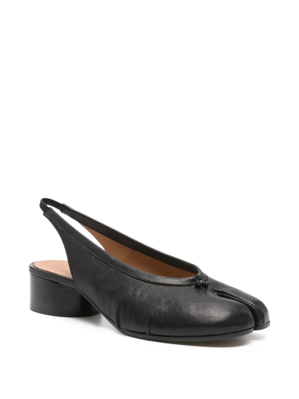 Tabi leather pumps