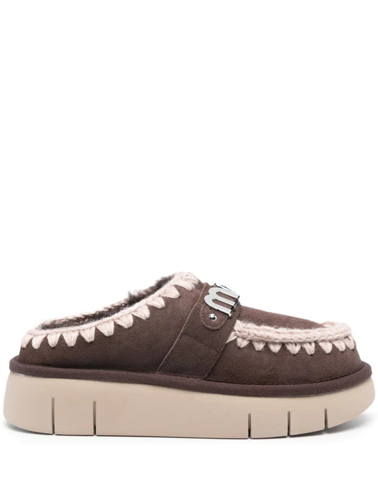 Mules con placca logo